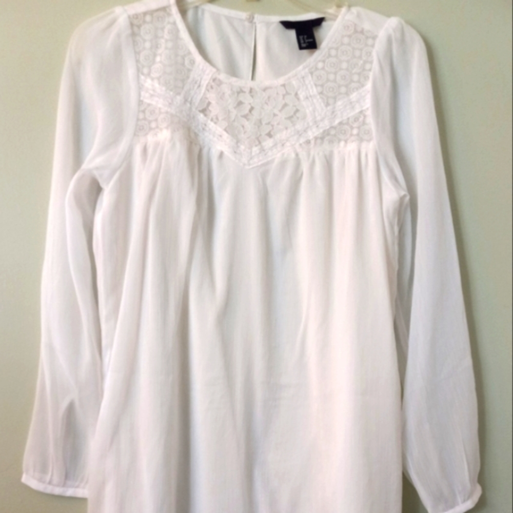 H&M beachy coastal boho lacey front button sleeve flowy…